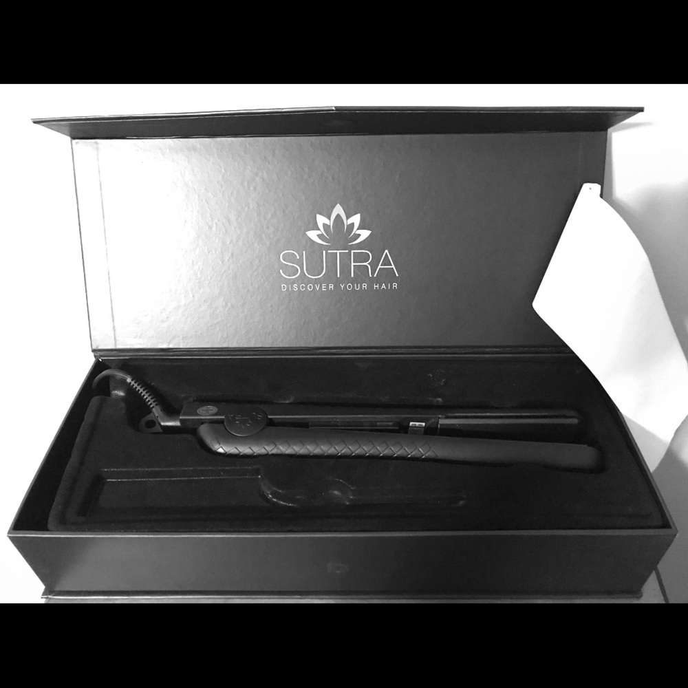 Sutra flat iron new in box, 1 inch